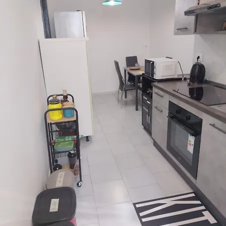 Casa בית אירוח